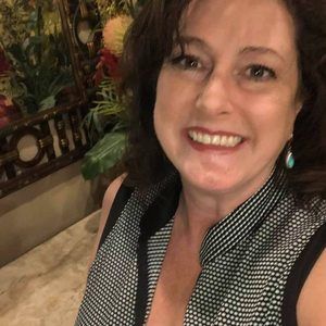 Meet your Posher, Janet